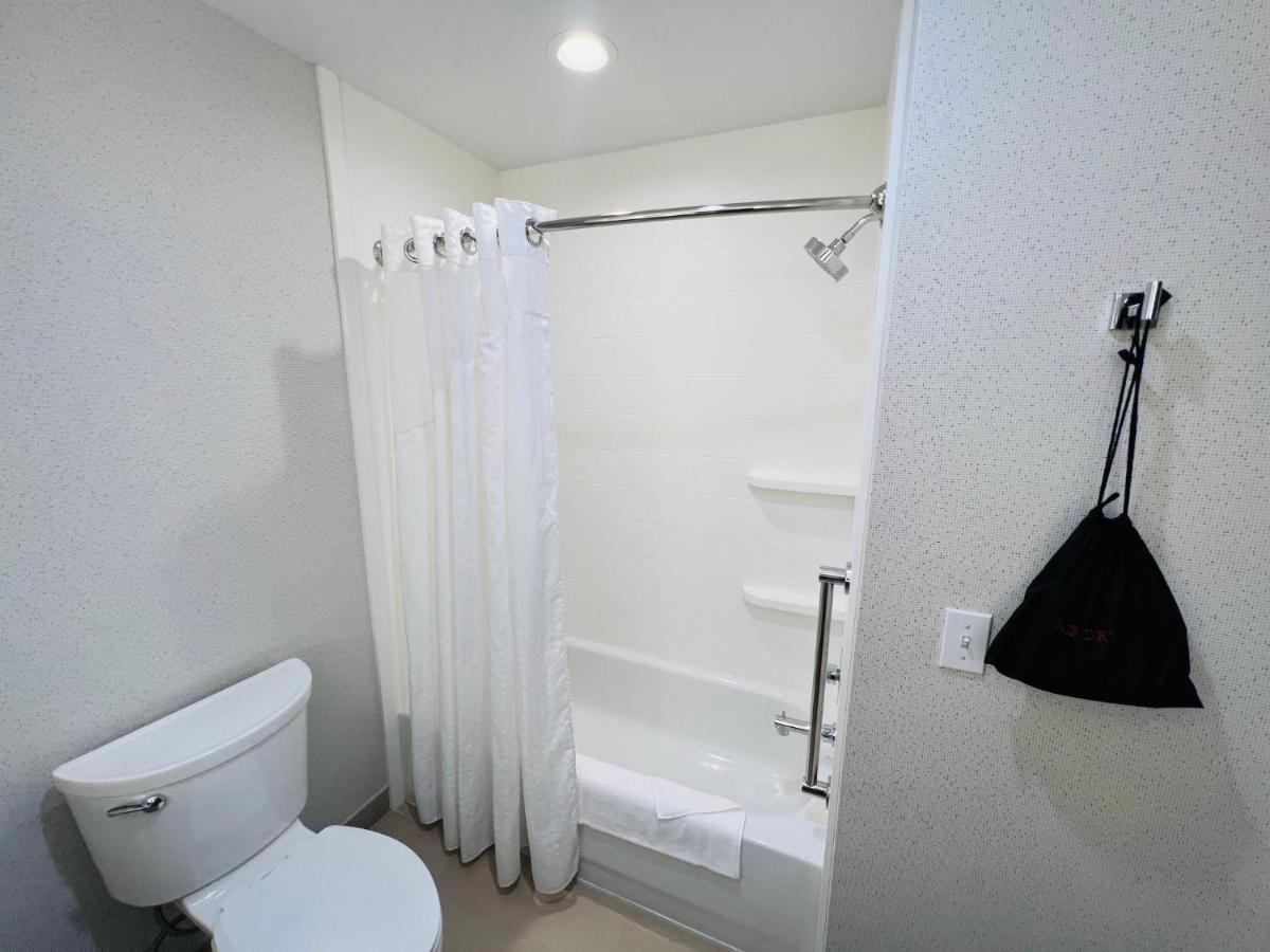 Holiday Inn Express & Suites Salinas By Ihg Экстерьер фото