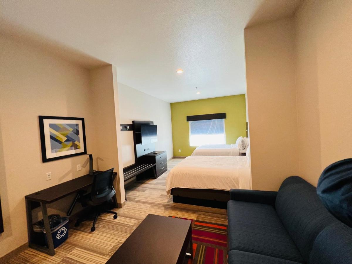 Holiday Inn Express & Suites Salinas By Ihg Экстерьер фото