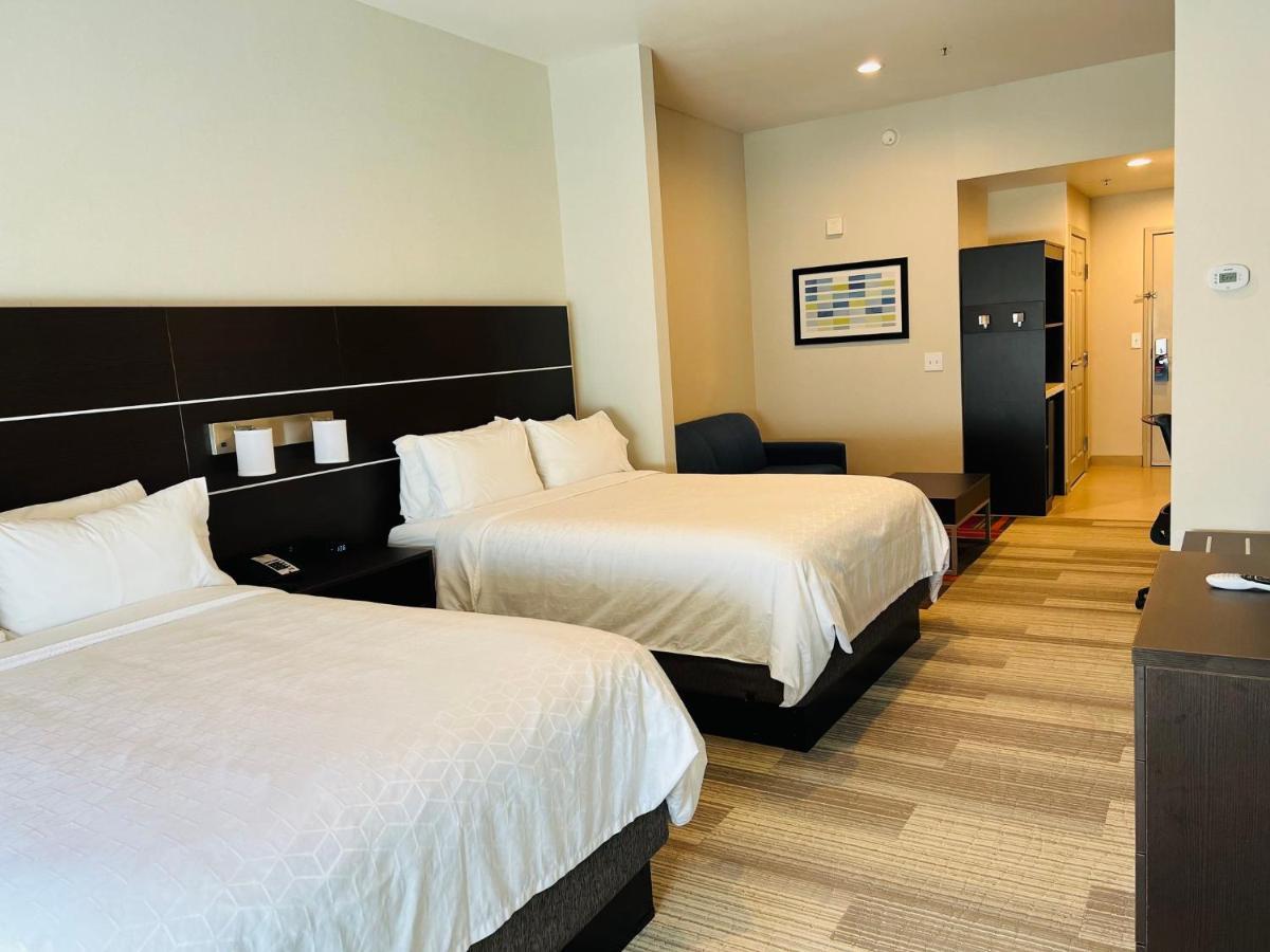 Holiday Inn Express & Suites Salinas By Ihg Экстерьер фото