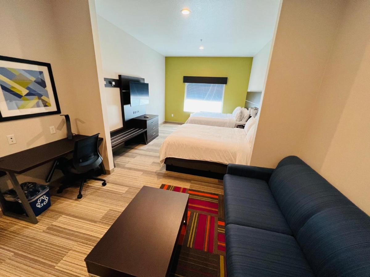 Holiday Inn Express & Suites Salinas By Ihg Экстерьер фото